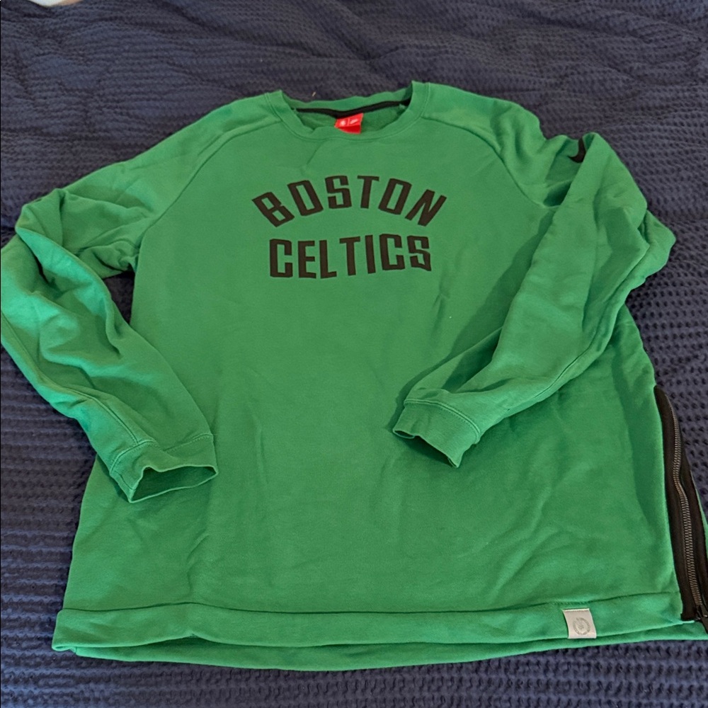 Nike Green Boston Celtics Sweatshirt